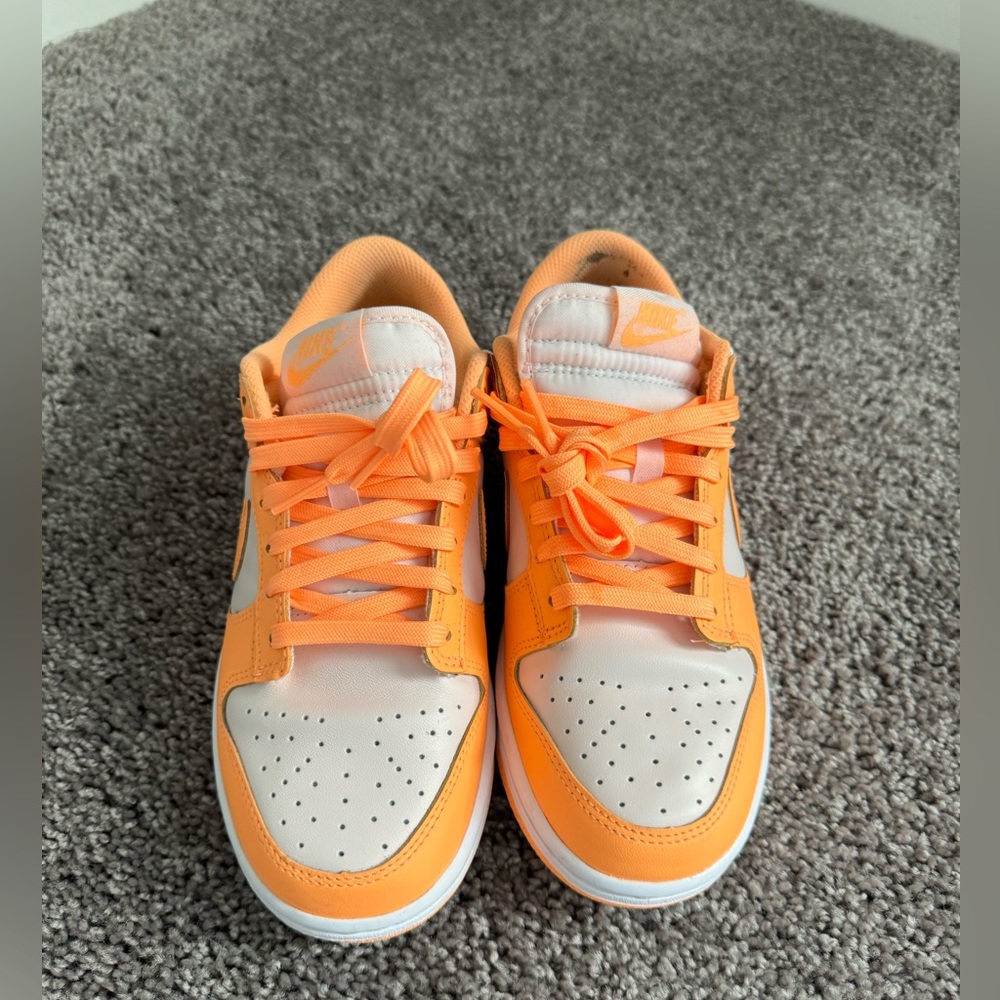 Nike Dunk low neon orange